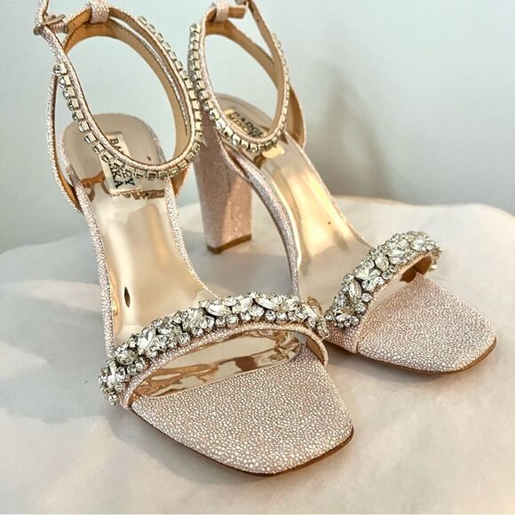 Badgley Mischka Tasmine Jeweled Heels Ankle Strap Pale Pink 7 NIB - Picture 4 of 10